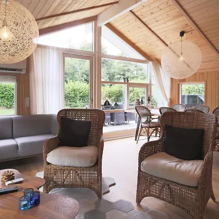 6 Person Holiday In Dronningm Lle Dronningmølle